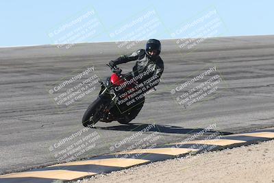 media/Oct-13-2025-Moto Forza (Mon) [[a66d839500]]/4-C Group/Session 2 (Bowl)/